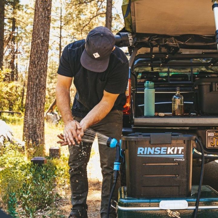 Douche mobile 13.3l  RINSEKIT PRO - camping et nature