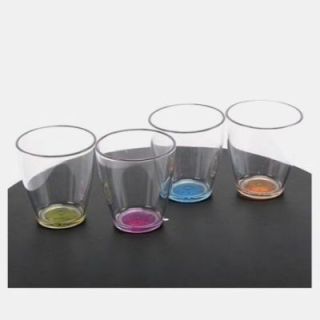 Lot 4 verres fond couleur en SAN anti-glisse