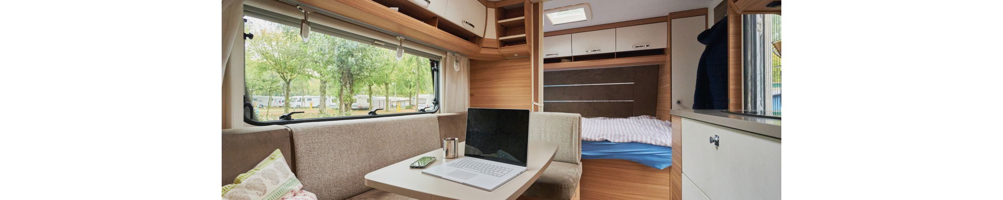 Mobilier & High-Tech