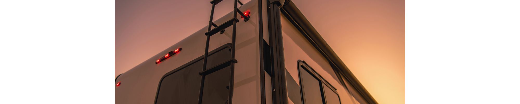 Escadas de teto e acessórios