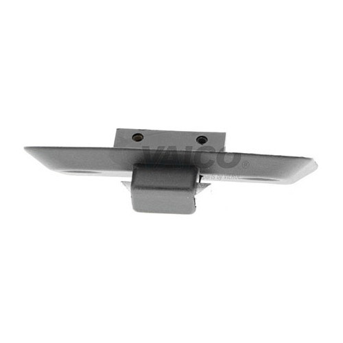     
                
                
    Glove compartment handle for BMW E46 - BB13700
