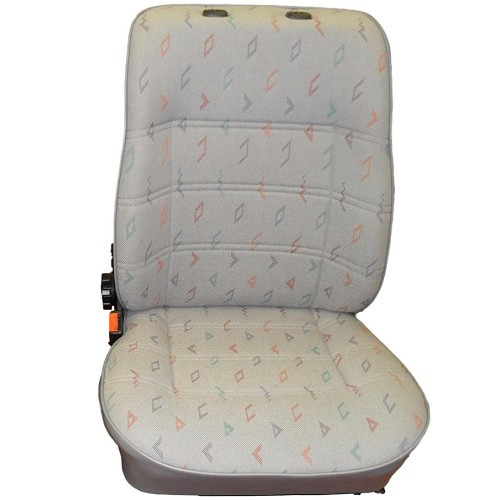     
                
                
    Housse de siège pour VOLKSWAGEN Transporter T4 (1990-1996) - Tissu Inca d'origine - KB00001
