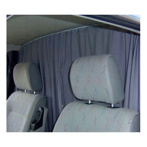     
                
                
    Rideaux isolants de séparation cellule cabine pour VW Transporter T4 - KB28250
