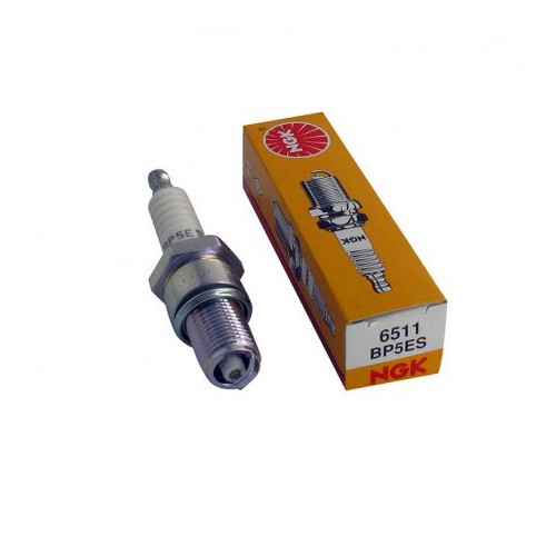     
                
                
    Bougie NGK BP5ES pour moteur VW type 1 et Type 4 avec culasses à culots longs - VC32122
